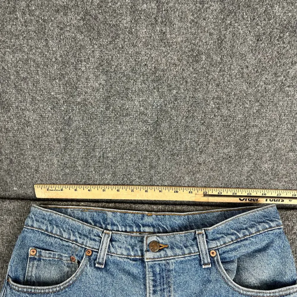 Levis 550 Jeans Mens Size 36 Light Wash Blue Relaxed‎ Fit Straight Leg